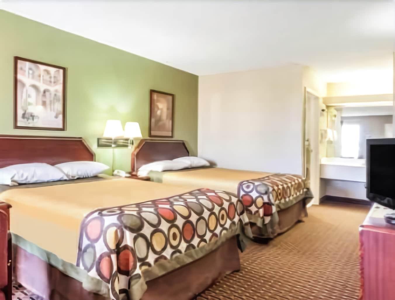 Super 8 By Wyndham Madison/Ridgeland Area Hotel Luaran gambar